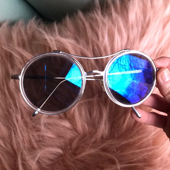 Forever 21 sunnies - Picture 3 of 7